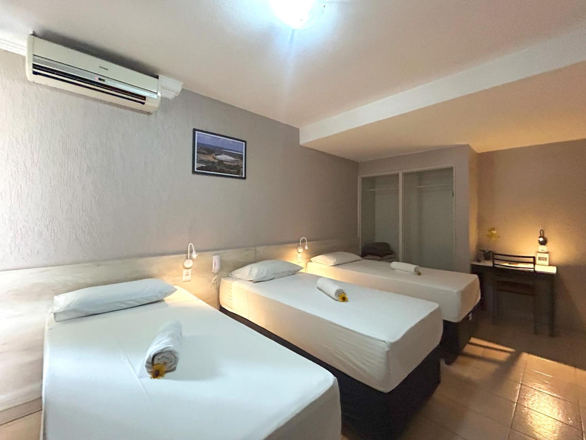 Hotel El Pilar By Bsb Inn Бразилиа Экстерьер фото